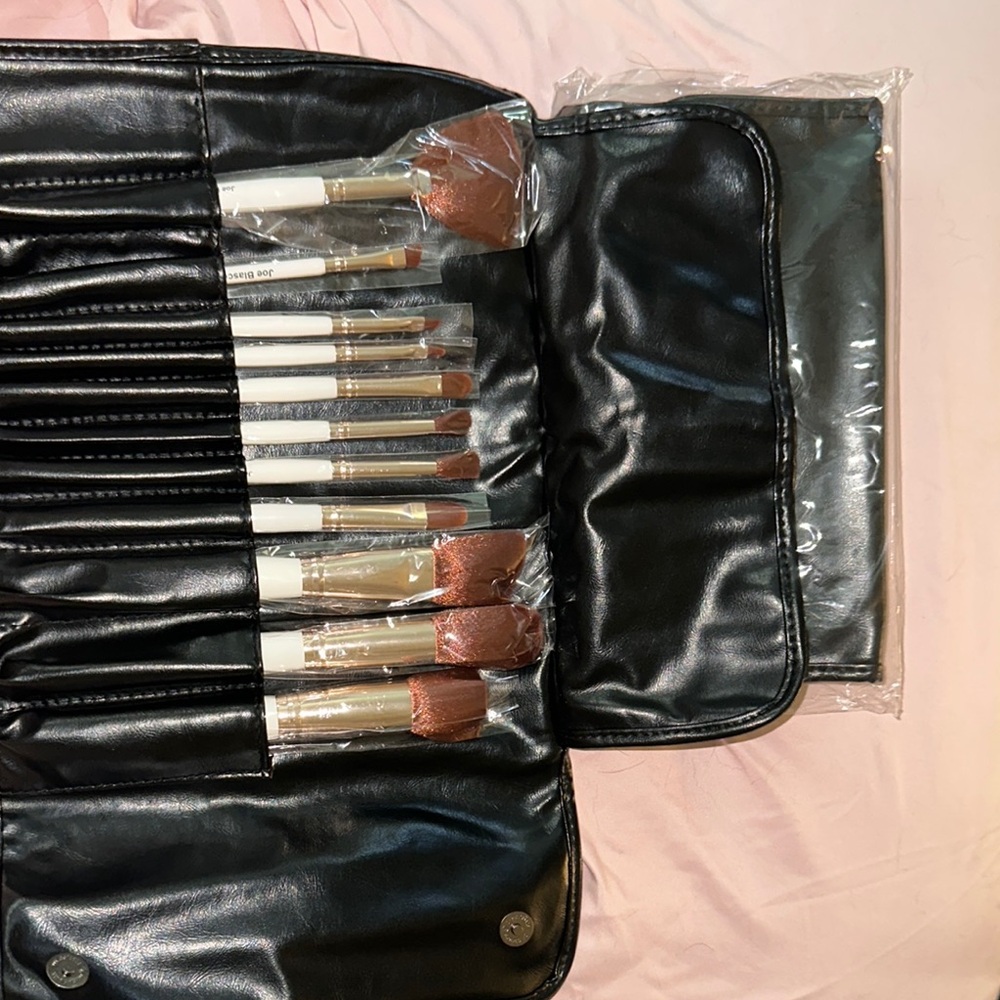 Joe Blasco Hollywood make up artist Black Makeup Brush Set